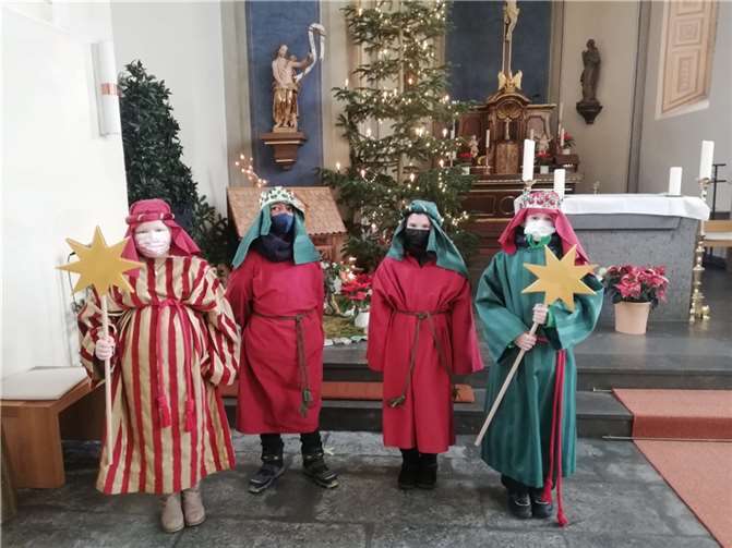 In St. Johann waren diese Jungen und Mädchen getreu dem Motto „Segen bringen, Segen sein!“ unterwegs.