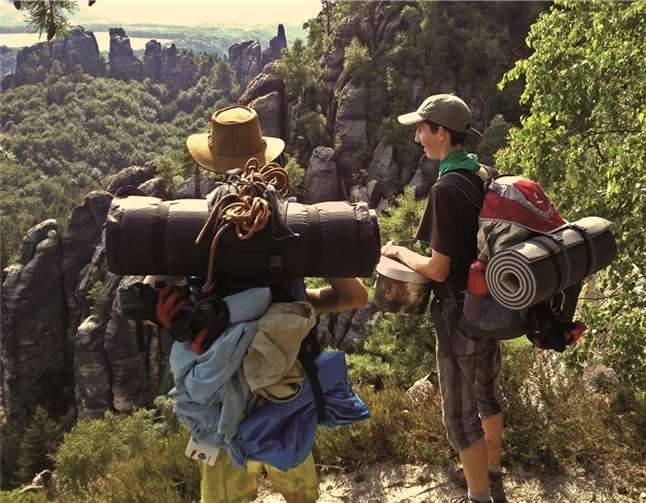 In Wanderlagern lernen die Pfadfinder Natur und Umwelt kennen.
