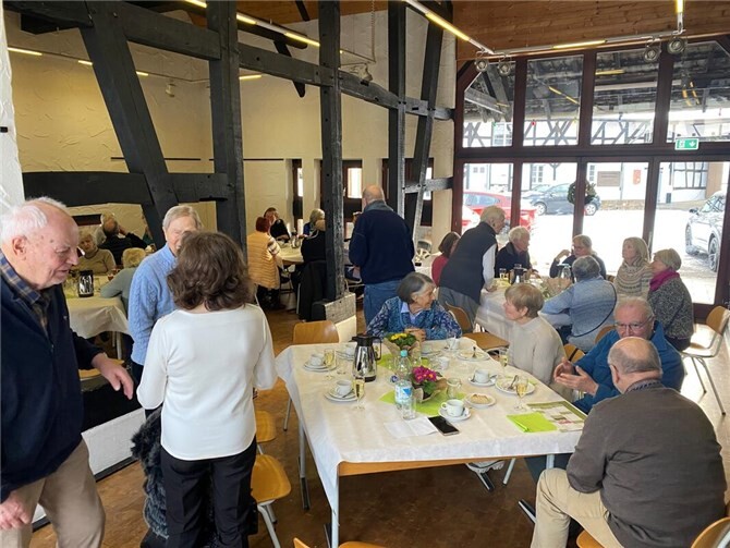 In alter Tradition trafen sich am 11. Januar 2026 etwas über 40 Mitglieder im Köllenhof, um das neue Wanderjahr zu begrüßen.Foto: privat