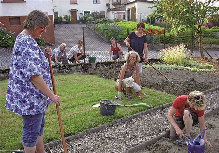 In dem Urbacher Traditionsgarten wird wieder kräftig gewerkelt.privat
