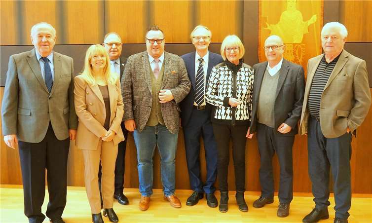In dem einstündigen intensiven Dialog brachten die Vorstandsmitglieder der“ AG Bendorfer Wirtschaft“, des „Blickpunkts Bendorf“ und von „Aktiv Sayn“ ihre Anliegen vor.Fotos: privat