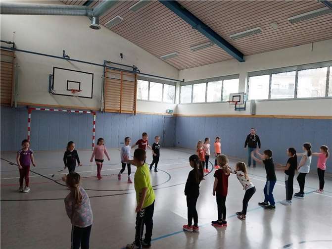 In dem zweitägigen Kurs lernten die Kinder, wie sie Stimme und Körperhaltungen nutzen können, um ihre Abwehr und ihr Nein-Gefühl auszudrücken.  Foto: Stadt Bendorf