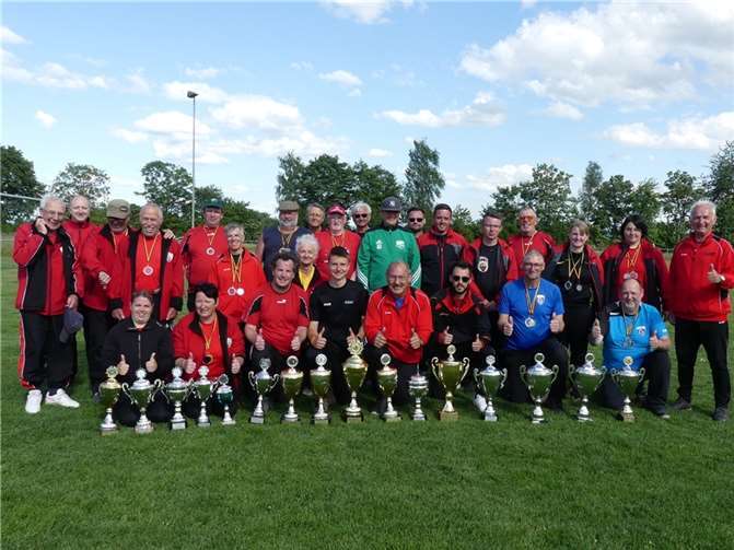 In den Kategorien Meisterklasse (MK) und Seniorenmeisterklasse (SMK) wurden insgesamt 16 Titel an begeisterte Sportler vergeben. Fotos: TE