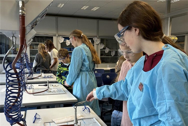 In den Naturwissenschaften gab es Explosives zu sehen.