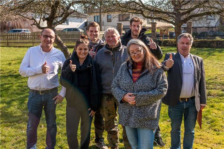 In den Ruhestand verabschiedet wurde Ullrich Jablonowski (Mitte) vom Team des Jugendhilfevereins für den Kreis Ahrweiler. Foto: Jugend-Hilfe-Verein für den Kreis Ahrweiler e. V.