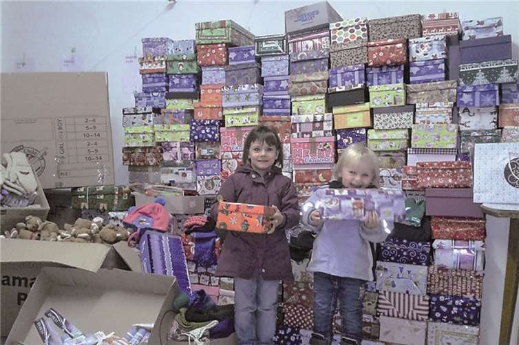 In den Sammelstellen in Sinzig und Ahrweiler konnten insgesamt 682 gepackte Schuhkartons gesammelt werden. privat