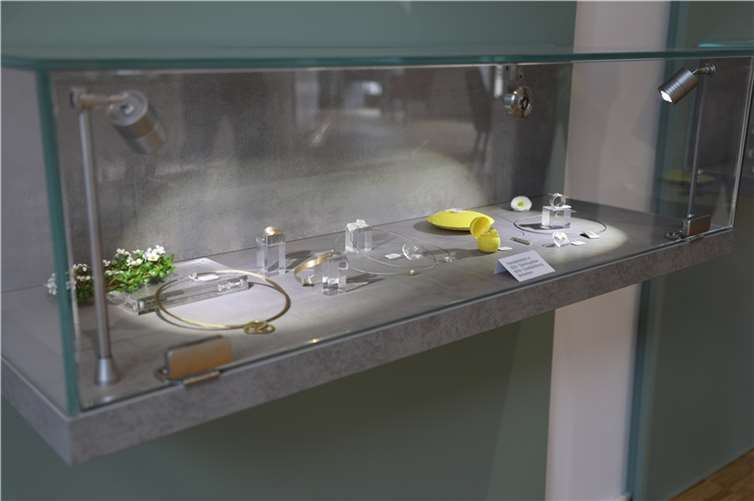 In den Vitrinen finden sich ausschließlich Unikate und Kleinserienanfertigungen.