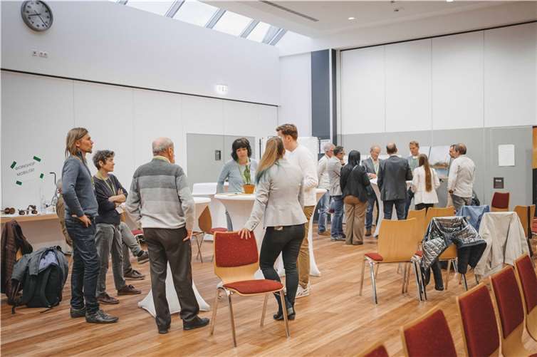 In den fünf verschiedenen Workshops wurden rege diskutiert und Ideen ausgetauscht. Foto: LaraStephanFotografie
