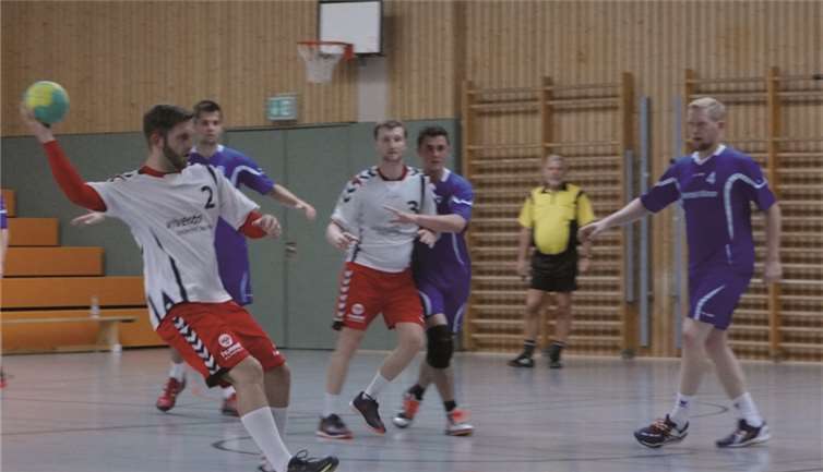 In der 50. Spielminute konnten die Merler Herren erstmals zum 15:15 ausgleichen und eine spannende Schlussphase einläuten. Privat