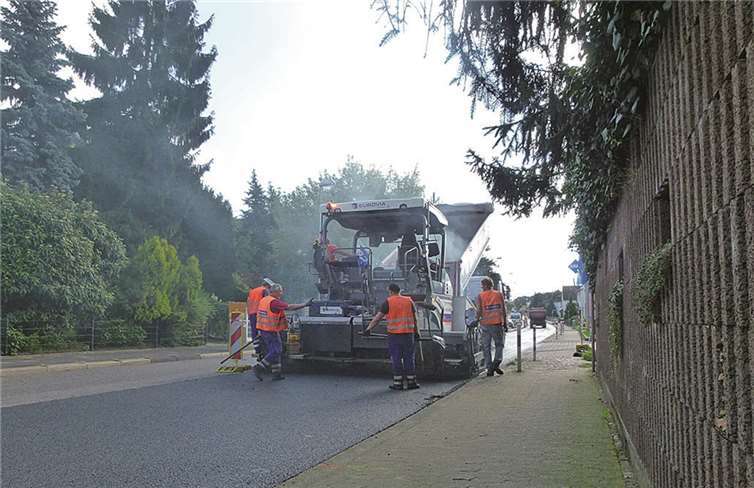 In der Berggärtenstraße wurde die Fahrbahndecke erneuert. privat