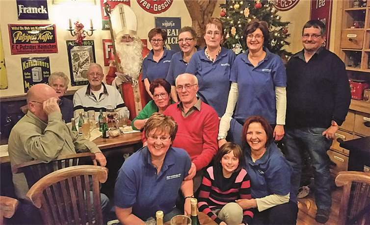 In der Brauereischänke stimmten sich die Karnevalisten auf den Nikolaus ein. privat