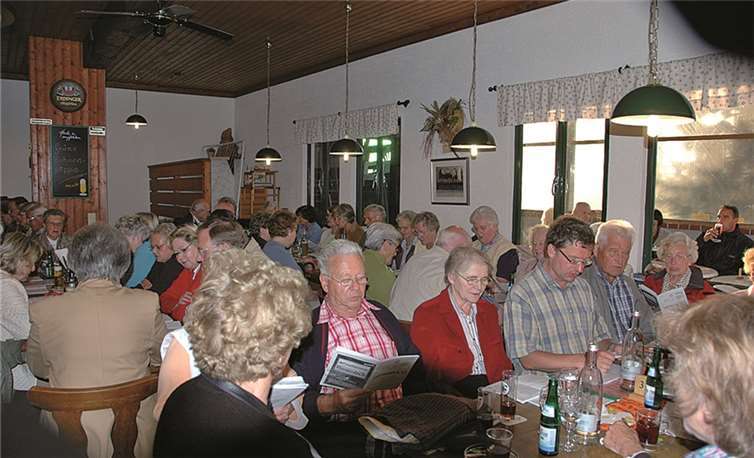 In der Cäcilia-Hütte am Feltenturm ist während der Veranstaltungen des MGV stets gute Stimmung.privat