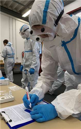 In der Drive-In-Schnellteststation gelten geänderte Öffnungszeiten.  Foto: Verbandsgemeinde Kaisersesch