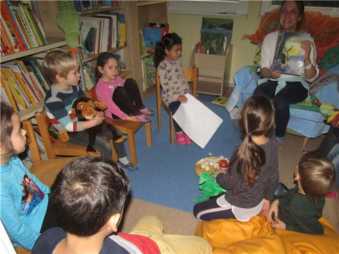In der Einrichtung wird jeden Tag viel vorgelesen. Foto: Haus für Kinder