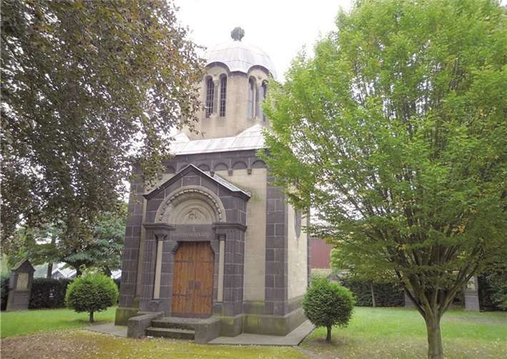 In der Gedächtniskapelle auf dem alten Friedhof wird den Opfern der beiden Weltkriege gedacht. Franz G. Bell