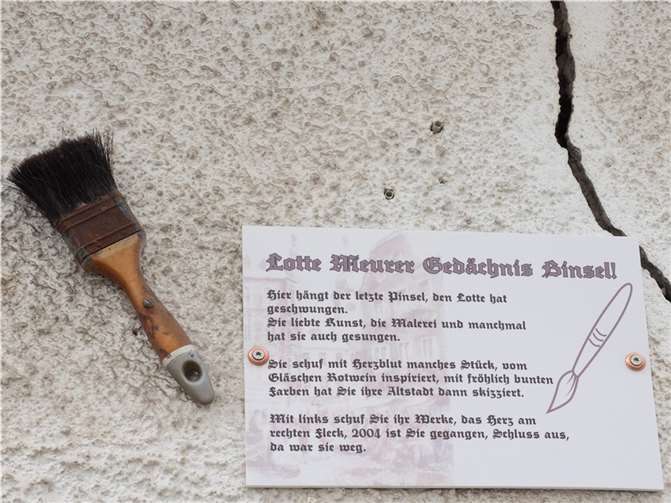 In der Gemüsegasse findet sich noch eine besondere Erinnerung. Foto: Hermann Schäfer