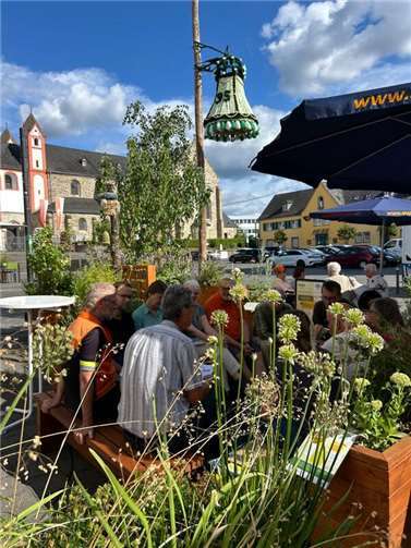 In der Grünen Entdeckerlounge auf dem Bendorfer Kirchplatz gibt es am 16. September ein informatives Programm zum Tag der Klimaanpassung.  Foto: E.Hörstel/Stadt Bendorf