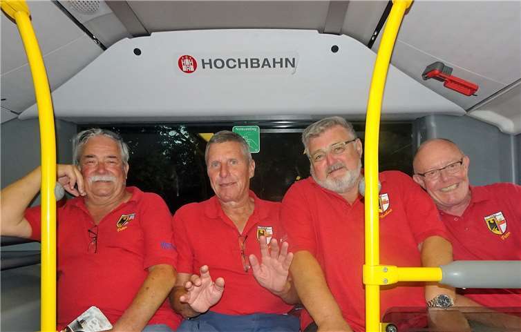 In der Hansestadt nutzten die CCKK-Wagenbauer gerne die günstigen und zuverlässigen öffentlichen Verkehrsmittel. Fotos: privat