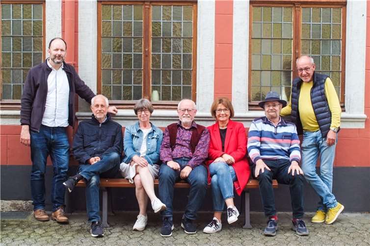 In der Hauptstraße wurde eine neue Bank aufgestellt.  Foto: privat