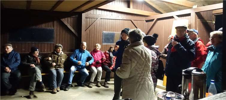 In der Hütte des Bad Bodendorfer Heimat- und Bürgervereins konnten sich die Wanderer stärken. Privat
