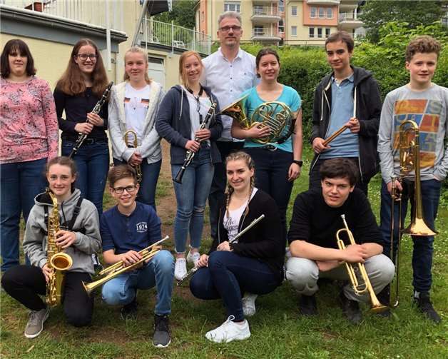 In der Jugendherberge in Cochem absolvierte das Jugendorchester Andernach mit röhrig-Unterstützung ein Probe-Wochenende. Als Dank gibt es jetzt Gratis-Platzreservierungen für alle röhrig-Kunden für das große Jubiläums-Konzert am Sonntag, 16. Juni.