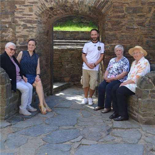 In der Klosterruine ließ sich das herrliche Wetter genießen.