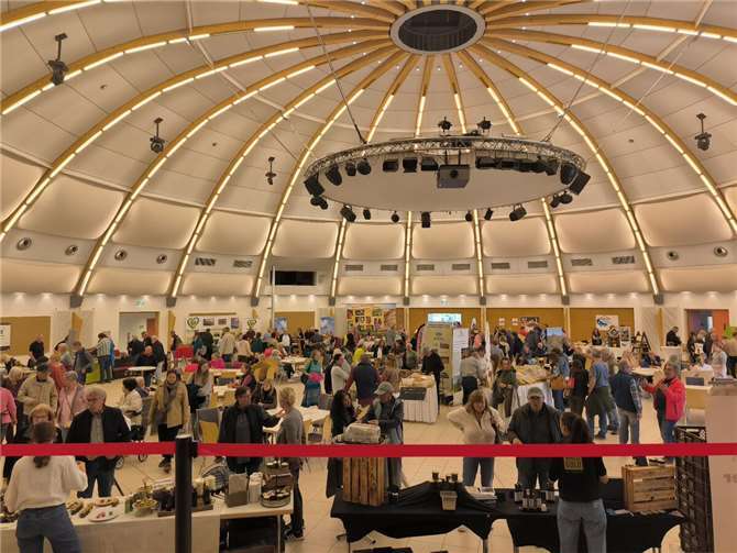 In der Kulturhalle herrschte reger Betrieb.  Foto: privat