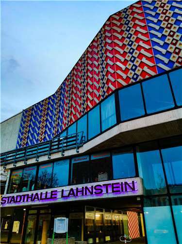 In der Lahnsteiner Stadthalle werden nur nach Terminvereinbarung Schnelltests durchgeführt. Foto: Eva Dreiser/Stadtverwaltung Lahnstein