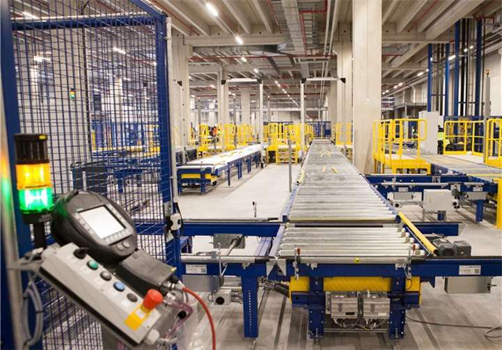 In der Logistik-Abteilung ist alles hoch technisiert.