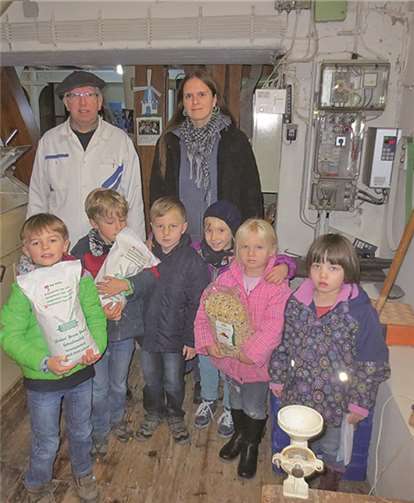 In der Mühle wurden Haferflocken selbst gemahlen.