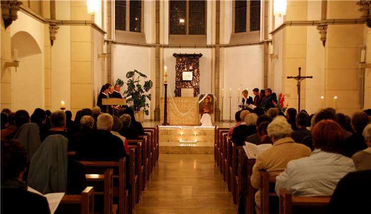 In der Mutterhauskirche wird der Todesstunde des Heiligen gedacht. Anne Orthen