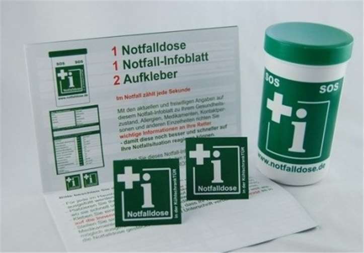In der Notfalldose befinden sich wichtige persönliche Informationen. privat