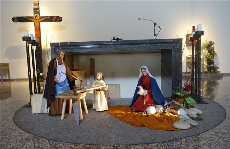 In der Pilgerkirche in Schönstatt wird eine Szene aus dem Leben des heiligen Josefs dargestellt. Foto: privat