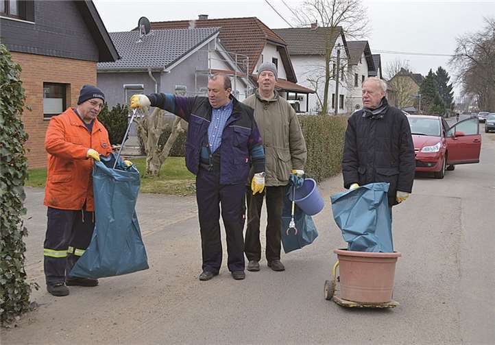In der Römerstraße, Richtung Remagen lag auch Müll.