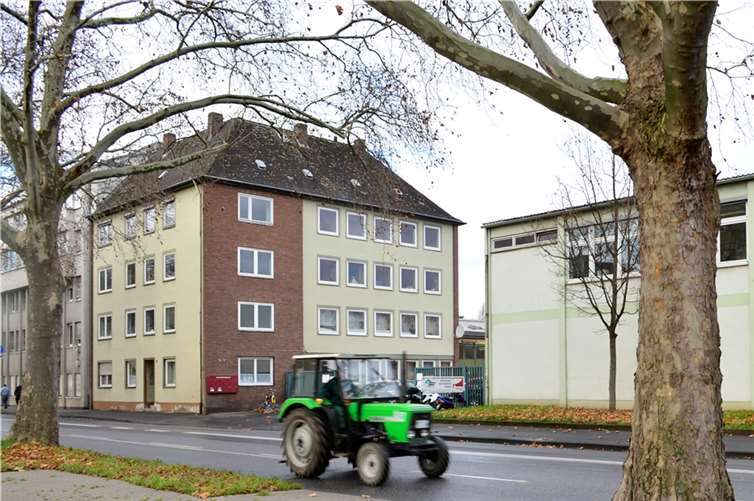 In der Sammelunterkunft an der Schlachthofstraße wird ein Haus für alleinreisende Flüchtlingsfrauen reserviert. Archivbild/hep
