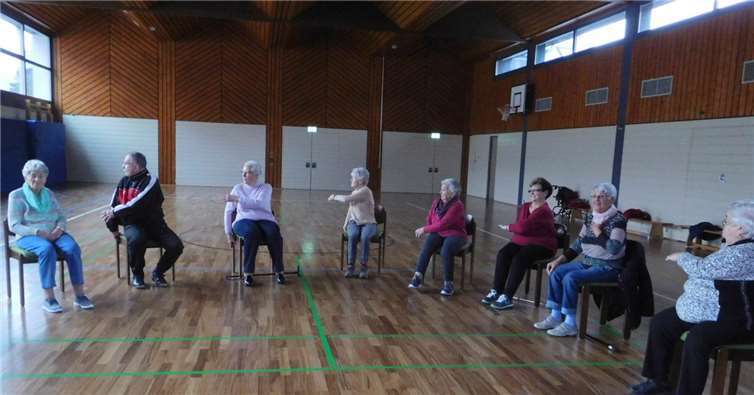 In der Schlossberghalle finden wieder Bewegungsstunden statt. Privat