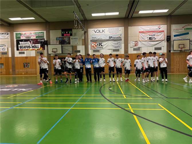 In der Schlussphase bewiesen die Koblenzer den längeren Atem und sicherten sich mit starker Moral die nächsten beiden Tabellenpunkte. Foto: HC Koblenz