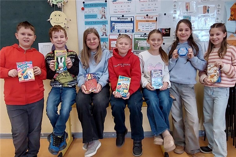 In der Spielepause dürfen die Kinder sich mit diversen Brett- und Gesellschaftsspielen sowie mit Lego- und Bauklötzen die Pausenzeit vertreiben. 