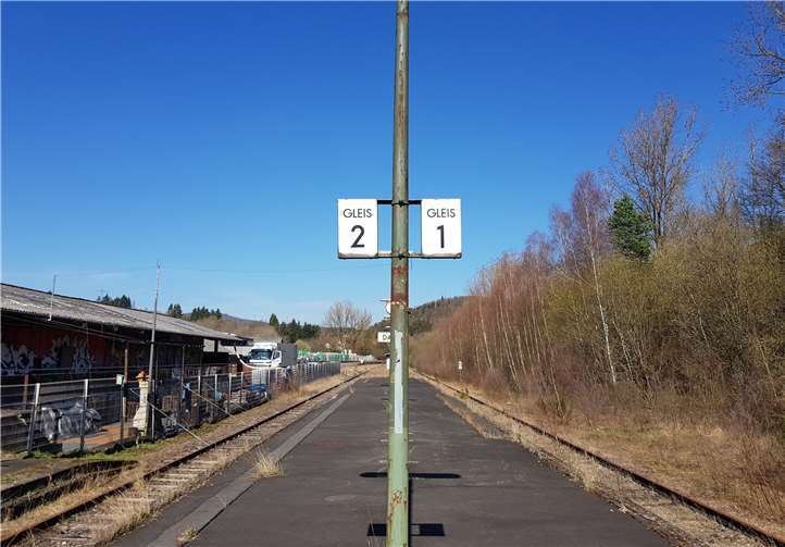 In der Vergangenheit sind viele Reaktivierungsvorhaben am fehlenden Geld für entsprechende Maßnahmen gescheitert.Fotos: Eifelquerbahn e.V.