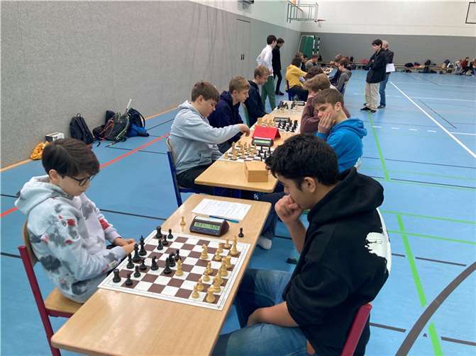 In der WK I spielt das Anno-Gymnasium gegen das St. Joseph-Gymnasium.