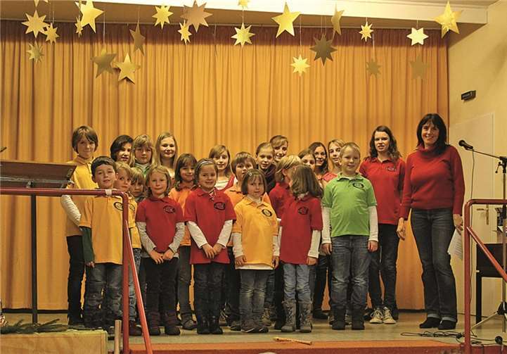 „In der Weihnachtsbäckerei“ war nur eins der Lieder, das der quirlige Chor vortrug.