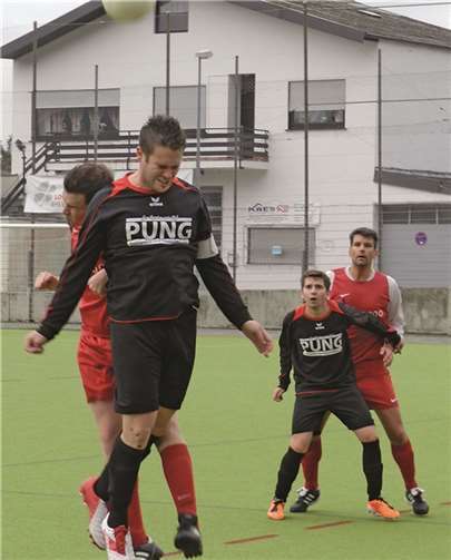 In der ersten Halbzeit fehlte es bei der TuS an Einsatzwille.privat