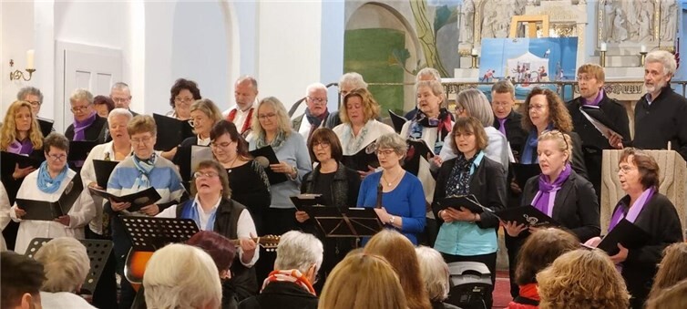 In der fast vollbesetzten Kirche St. Maria Himmelfahrt in Eudenbach gab es am Wochenende ein eindrucksvolles Benefizfizkonzert und einen besonderen Nachmittag.Foto: privat