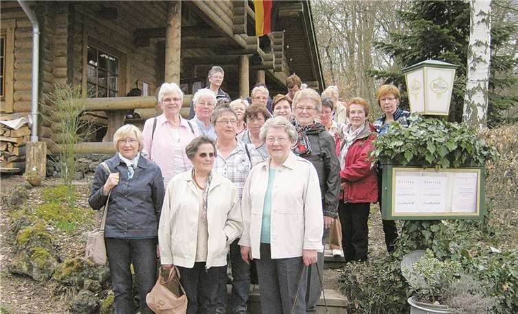 In der gemütlichen Hütte stärkten sich die Frauen nach ihrer Tour.  privat