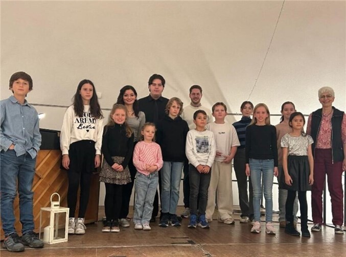 In der kunstvoll gestalteten Kaiserhalle in Burgbrohl wurde kürzlich ein besonderes Konzert der Musikschule im Kreis Ahrweiler veranstaltet.Foto: privat