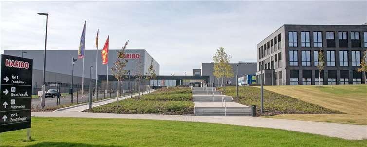 In der neuen Haribo-Zentrale im Innovationspark Rheinland in der Gemeinde Grafschaft gab es merkliche Anlaufschwierigkeiten nach Produktionsbeginn.