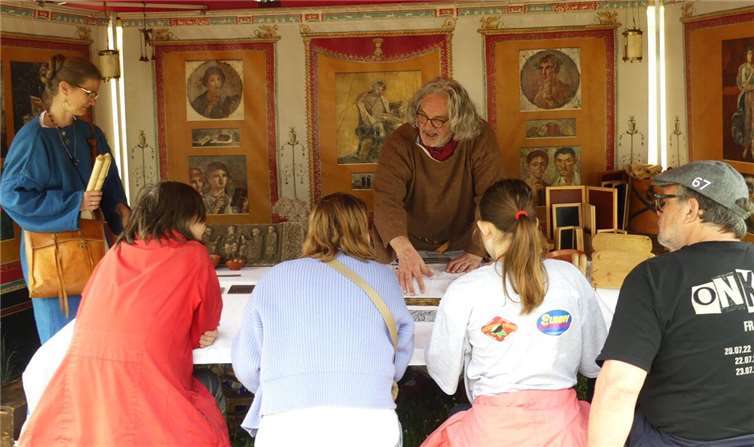 In der römischen Schule „Schola Romana“ konnte man sich über den damaligen Wissensstand informieren lassen.
