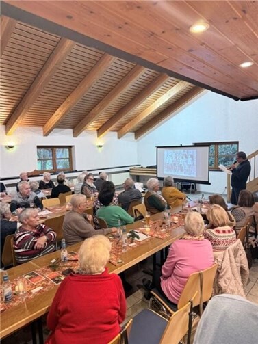 In der vergangenen Woche fand in der Begegnungsstätte ein gemeinsames Treffen der Saffiger Seniorinnen und Senioren mit Mitgliedern des Geschichtsvereins statt. Foto: privat