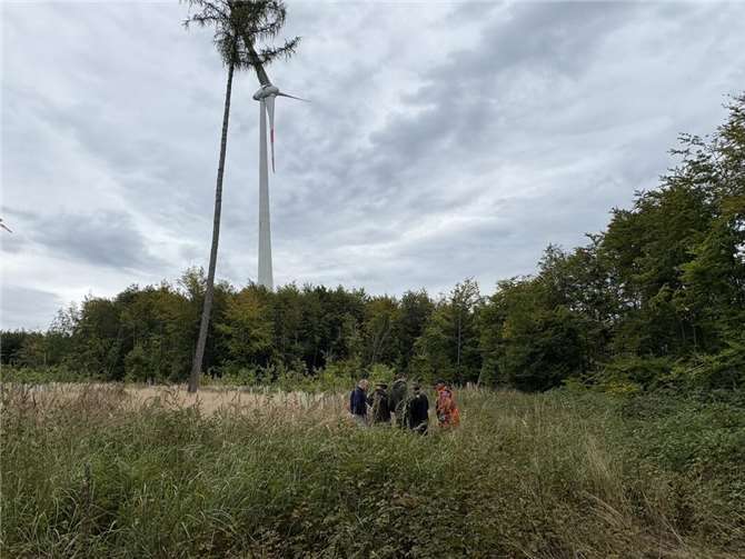 In der vorletzten Woche fand am Hartenfelser Kopf ein Treffen zum Thema Repowering statt. Foto: privat