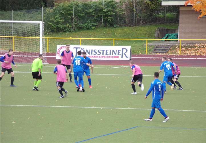 In der zweiten Halbzeit lief das Spiel fast nur auf das Tor der Gäste zu. Foto: privat